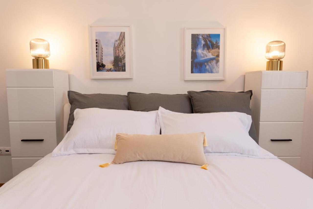 Nobel: Premium Two-Room Apartment In Bucharest'S City Center! Eksteriør bilde